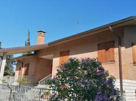 maria antonietta: Urbino'da bir tatil evi
