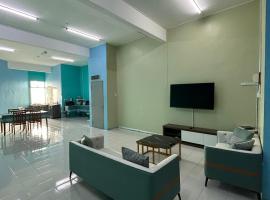 Noor Serviced Apartment, hotel in Kangar