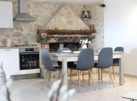 Kuća za odmor Prugo, hotel a Supetar (San Pietro di Brazza)