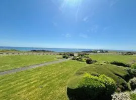Quiberon: Studio rénové 35m² avec balcon, vue mer, parking, proche plage et thalasso - FR-1-478-56