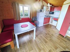 Chalet Agde, 3 pièces, 6 personnes - FR-1-607-59, hotel in Agde