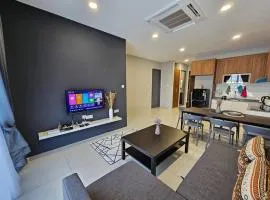 Lovely Podium CityView 3Bedroom with Pool A2