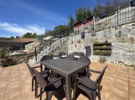YourHouse A Casa Da Corona casa rural, hotel in Ourense