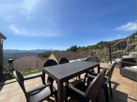 YourHouse A Casa Da Corona casa rural, hotel v destinaci Parada del Monte