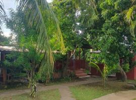 Bungalow Chez Mouch Nosy Be 7, serviced apartment in Nosy Be