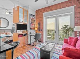 윌밍턴에 위치한 호텔 Downtown Condo*Balcony*River*Pet Friendly*Beach