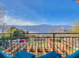 La Brezza Del Lago Maggiore with view - Happy Rentals, hotel in Laveno-Mombello