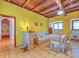 Petit Coeur Dans L' Ancien Village - Happy Rentals, apartment in Brovello-Carpugnino