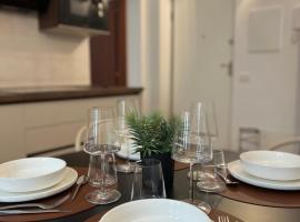 IN MEDIA URBE - intero appartamento, resorts de esqu&iacute; en LʼAquila