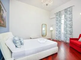 Two-room apartment in Como Center