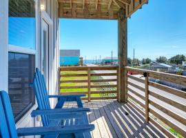 Laguna Village Escape 2 Home Buyout Waterfront, holiday home in Padre Island