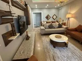 شقة باطلالة على البحر