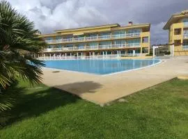 Piscina e Praia em Santa Cruz