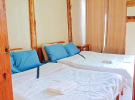Aesthetic Infused with Rustic Vibe Rooms at BOONE'S, hotel en Sagada