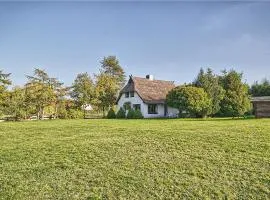 Reetdachhaus mit großem Garten und Kamin