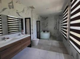 D' Mangrove Staycation, hotel v destinaci Baclayon