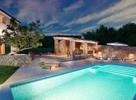 Ferienhaus mit Privatpool für 9 Personen ca 200 qm in Stanišovi, Istrien Bucht von Raša