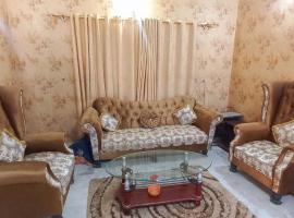 Maymar Holiday Home – hotel w mieście Karaczi