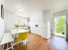 Serene Home in Whangarei, hotel in Whangarei