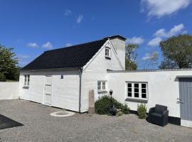 Ocean View Modern Retreat, cabaña o casa de campo en Neksø