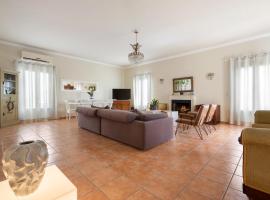 The Residence: Spetses şehrinde bir otel