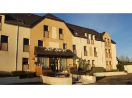 Bel Hotel, מלון עם חניה בSaint-Nicolas-de-Redon