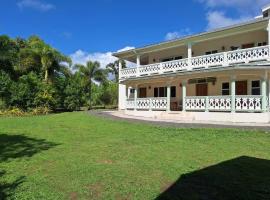 You 4 Ric Apartment 2: Fully-furnished 2-bedroom, apartment in Choiseul