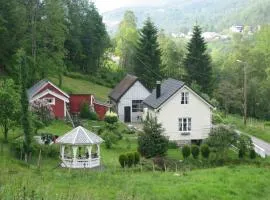 Koselig feriehus, Birkedaltunet