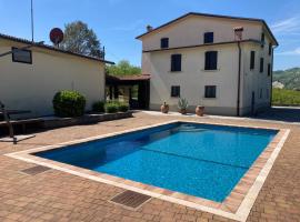 Ca&rsquo; Vanello, hotel com piscina em Borgo Tossignano