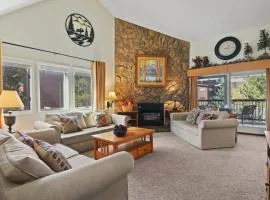 Charming 2BR Condo in the Heart of Breckenridge