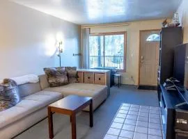 Main St 2BR Next to Ski Access