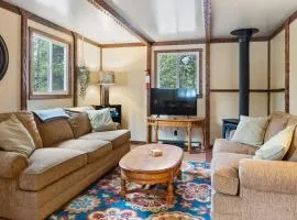 Cozy 2BR Alma Mountain Cabin