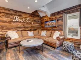 Lovely 4BR Condo Heart of Town Walk to Ski Lift