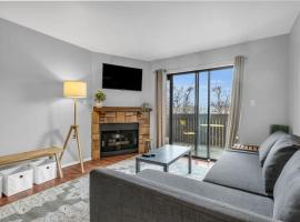 2BR Condo Near Trails and Ski Resorts, Hotel in Park City