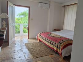 VILLA FLOREANA, acomoda&ccedil;&atilde;o em Puerto Velasco Ibarra