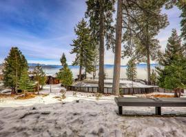 4BD Lakeside Retreat with Views, cottage in Tahoe City