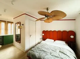 Chic Studio near Fabrika-By Wehost