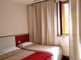 Casa Vacanze La Torre, hotel with parking in Orio al Serio