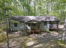 Namba Cabin -- Pet Friendly, River Access, Grill, Wifi, Deck, Screen Porch, Family Friendly