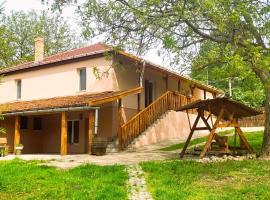 Gárdonyi Ház, hotel in Sály