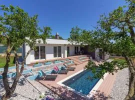 Ferienhaus mit Privatpool für 8 Personen ca 130 qm in Vintijan, Istrien Istrische Riviera