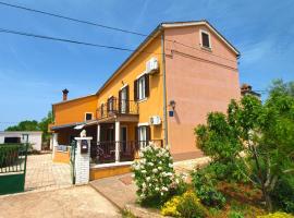 Ferienwohnung für 6 Personen ca 75 qm in Valtura, Istrien Südküste von Istrien, апартамент в Valtura