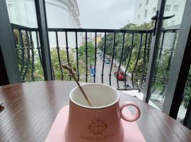 HOÀNG GIA HOTEL、Móng Cáiのホテル