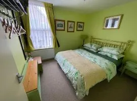 Flat G, 8 Castle Street