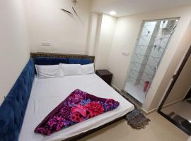 Blue tower suites, hotel di Ujjain