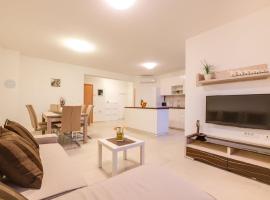 Ferienwohnung für 5 Personen ca 75 qm in Pula-Fondole, Istrien Istrische Riviera, apartment in Veli Vrh