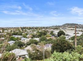 Spacious Kingsland 4BR Home, hotel v Aucklandu