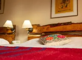 Almawasi Lodge