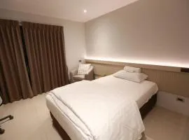 BaanTip​ HomeStay
