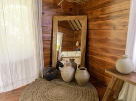 Kelapa Cabin, chalet di Uluwatu